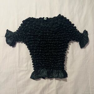 Y2K Black Ruffled Popcorn Top